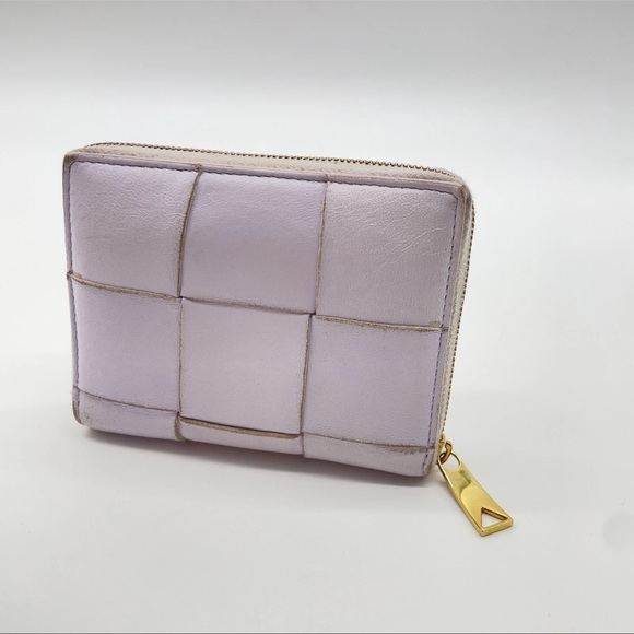 BOTTEGA VENETA Maxi Intrecciato Leather Wallet - Picture 2 of 9